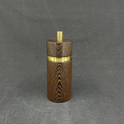 Pepper mill in wenge, 12.5 cm.