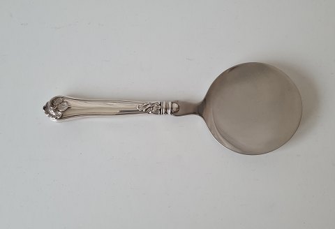 Saxon serving spade in silver and steel