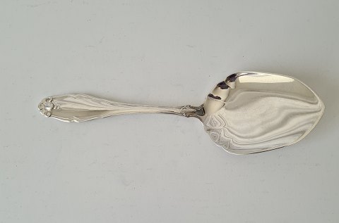 Charlottenborg serving spade in silver