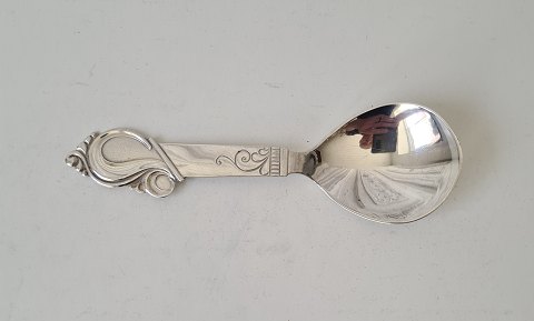 Marmalade spoon in silver from 1935