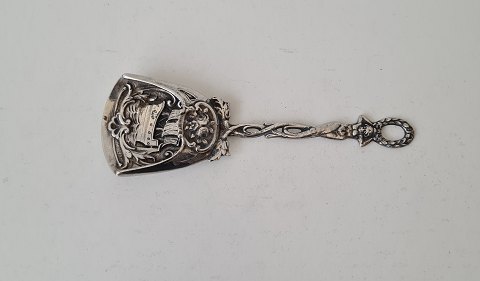 Tea Caddy spoon in silver