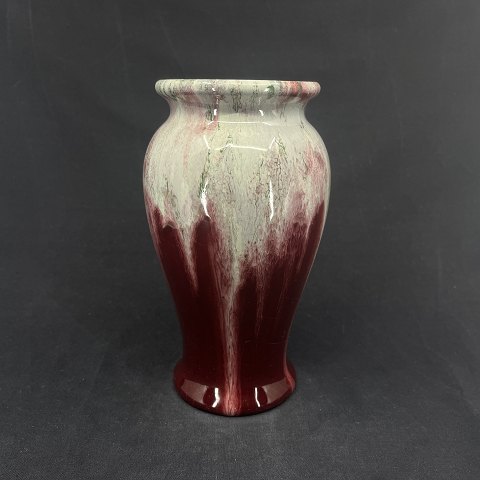 Rødglaseret vase fra Michael Andersen
