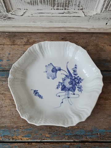 Royal Copenhagen Blue Flower dish no. 1527