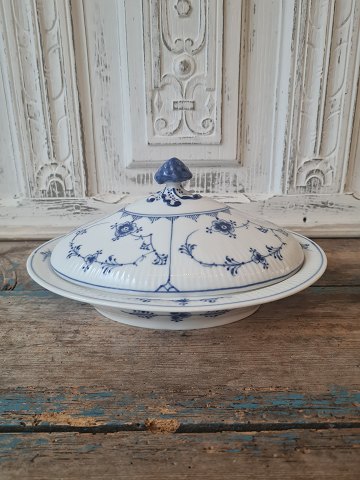 Royal Copenhagen Blue fluted dish no. 279