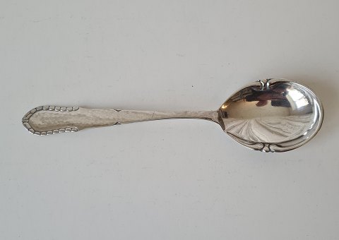 Dagmar serveringsske i sølv fra 1925 - 20,5 cm.