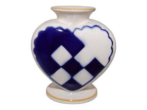 Aluminia
Christmas Heart vase