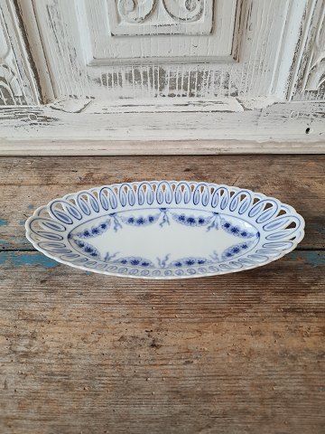 B&G Empire rare bowl with lace edge