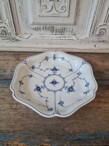 Royal Copenhagen Blue Fluted dish no. 2195