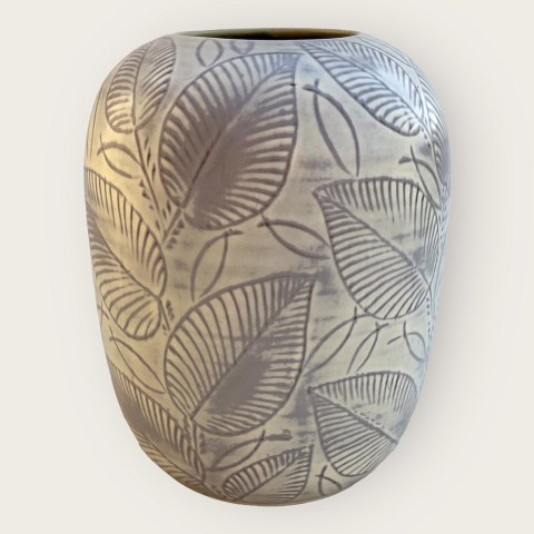 Royal Copenhagen
Nils Thorsson
Vase med bladmønster
*8500kr