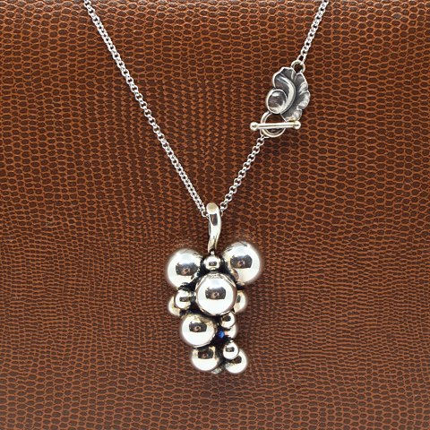 Georg Jensen; A Moonlight Grapes necklace of sterling silver