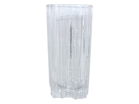 Tapio Wirkkala Finland
Tall vase in clear art glass