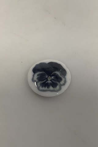 Royal Copenhagen Art Nouveau Button No 238 / 7