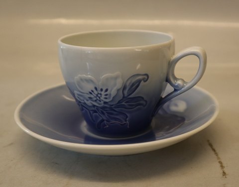 464 Cup 6.3 x 7.8 cm  & saucer 14.4 cm (464/305) B&G porcelain Blue Christmas 
Rose
