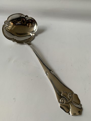 Serving spoon French Lily Silver
Length 24.3 cm