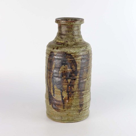 Poul Bækhøj
keramik vase
22,5 cm