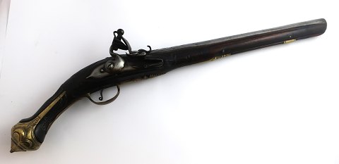 Orientalsk flint pistol. Længde 53 cm.