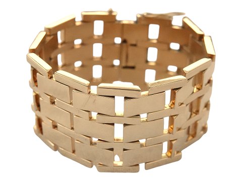 14 Carat gold
Wide Block bracelet