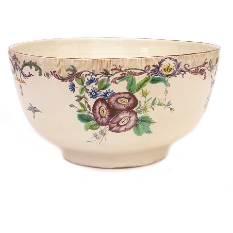 Very large Swedish 18th century faience bowl by 
Marieberg circa 1765. H: 18,5cm. D: 35cm