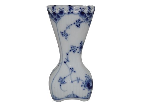 Blue Fluted Full Lace
Small vase