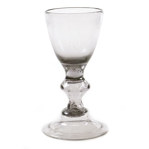 Norwegian end 18th century glass by Nøstetangen 
circa 1770. H: 17cm