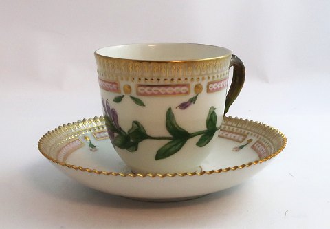 Royal Copenhagen. Flora Danica. Coffee cup 17cl. Model # 3597 (1 quality). 
Bartsia alpina L