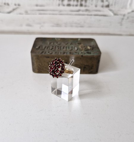 item no: 612730