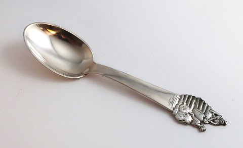 H. C. Andersen eventyrske. Sølvbestik. Prinsessen på ærten. Sølv (830). Længde 
15 cm