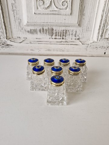 item no: 616481