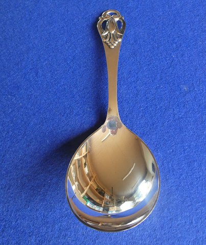 Various parts of flatware ...