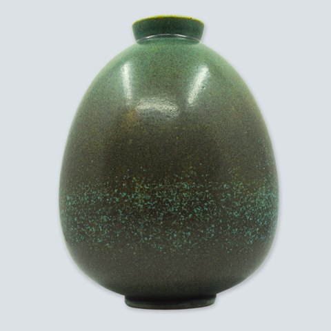Saxbo, Eva Stæhr-Nielsen; A stoneware vase decorated with a blue and brown glaze, No. 287