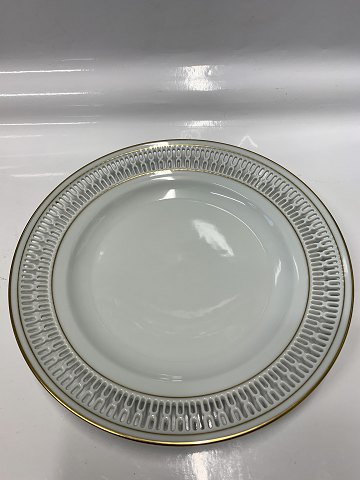 Bing & Grondahl, Haga Dinner plate with gold and openwork edge.Decoration Number 325