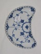 Blue Fluted Full Lace
Half moon dish
Royal Copenhagen