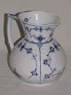 Blue Fluted Plain
Jug
Royal Copenhagen