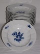 Blue Flower Angular
Deep plate
Royal Copenhagen