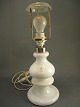 Holmegaard Glasværk, bordlampe i opal glas.