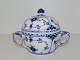 Blue Fluted Half Lace
Small sugar bowl