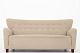 Thorald Madsen / Thorald Madsen
Sofa in original beige Hallingdal wool with legs in stained beech.
1 pc. in stock
Good condition
