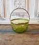 1800tals sukkerskål i smukt olivengrønt glas med messing montering
