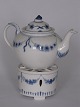 Empire
Teapot & tea warmer
B & G