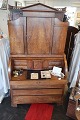 Writing bureau made of oak (solid)
This antique writing bureau from Sønderjylland 
(Southern Jutland) is with a cylinderformed leaf
Dated 1851 and we have the information about the 
origin
The buttons at the drawers are made of bone