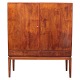 Sideboard, model 1761, designed by Ole Wanscher and manufactured by Fritz Hansen 
in 1943. 
5000m2 showroom.