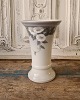 Royal Copenhagen Art Nouveau vase dekoreret med hvide snerler no. 376/1899 - 19 
cm.