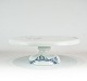 Cake stand blue mega fluted no.: 424 by Royal Copenhagen.
5000m2 showroom.
