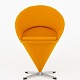 Verner Panton / Fritz Hansen
Kræmmerhusstol/Cone Chair, nybetrukket i gult tekstil (Divina 3, farve 462). 
Fås i tekstil eller læder efter eget valg.
Leveringstid: 6-8 uger
Ny-restaureret
