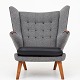 Hans J. Wegner / AP Stolen
AP 19 - Reupholstered Papa Bear chair in Hallingdal 65 wool (code 166) w. seat 
and buttons in black leather. Paws and legs in oak. KLASSIK offers upholstery of 
the Papa Bear chair in fabric or leather of your choice.
Availability: 6-8 weeks
Renovated
