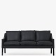Børge Mogensen / Fredericia Furniture
BM 2209 - Newly upholstered 3 seater sofa in black Classic leather and legs in 
black stained teak. KLASSIK offers upholstery of the sofa with fabric or leather 
of your choice.
Availability: 6-8 weeks
Renovated
