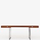 Hans J. Wegner / Johannes Hansen
JH 810 - Freestanding desk with mahogany cassette top. Front with two drawers, 
frame and handle in matt chromed steel. Designed in 1970.
1 pc. in stock
Good, used condition
