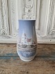 B&G vase dekoret med dansk kirke no. 1302/1645