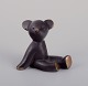L'Art præsenterer: Walter Bosse (1904-1979), Østrig. Miniature bamsebjørn i bronze.