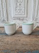 Par franske café brûlot kopper i kraftigt jern porcelæn dekoreret med grønne 
striber